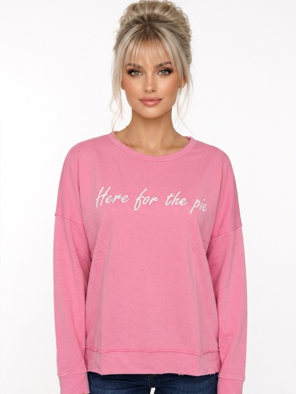 Women’s XL Barbie Pink Soft Plush Relaxed Sweatshirt “here For The Pie”​